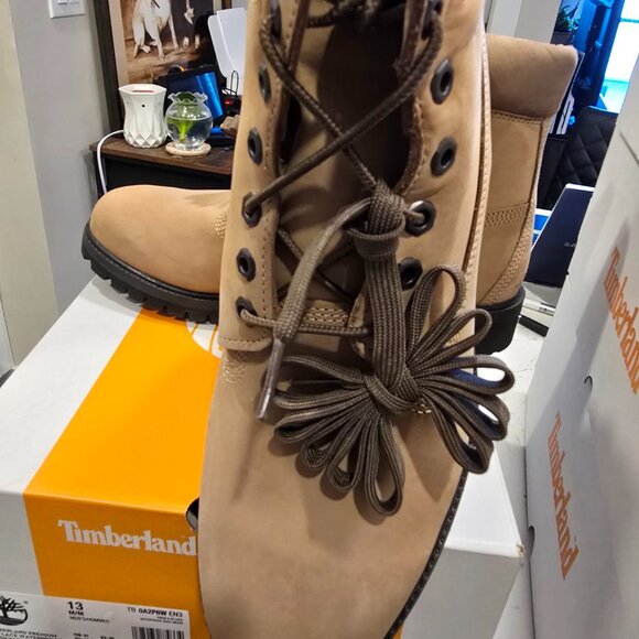 Men's Timberland Premium 6 Waterproof BOOTS Beige Nubuck TB0A2P6W Size 12 NEW - Picture 3 of 13